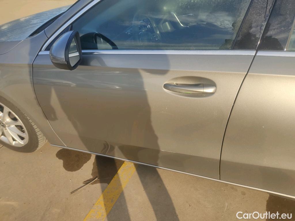  Mercedes  A-Klasse MERCEDES-BENZ Clase A / 2018 / 5P / berlina con portón A 180 d #8