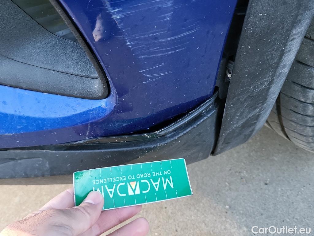  Renault  Captur RENAULT  / 2020 / 5P / todoterreno Intens TCe 90 #2