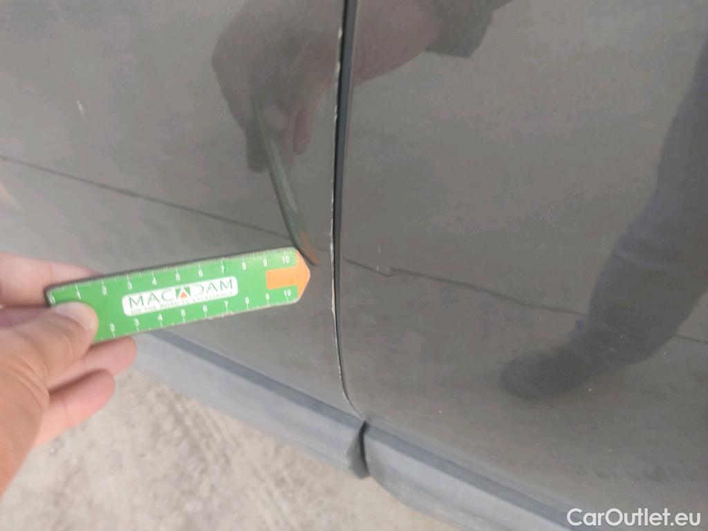  Peugeot  3008 PEUGEOT  / 2020 / 5P / 1.5 BlueHDi 96kW (130CV) S&S Active Pack #2