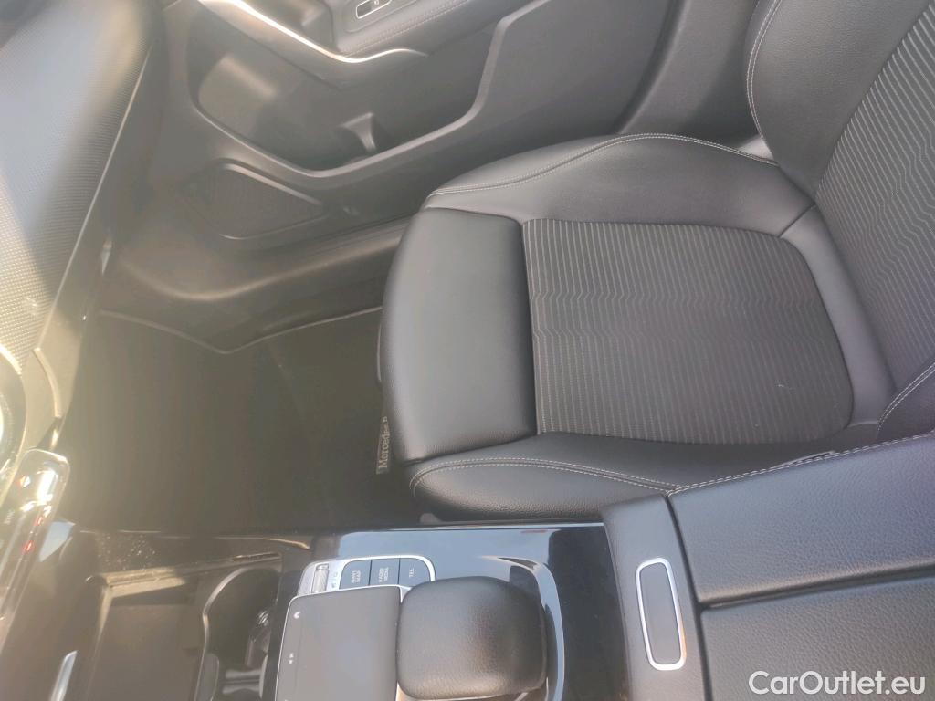  Mercedes  A-Klasse MERCEDES-BENZ Clase A / 2018 / 5P / berlina con portón A 180 d #23