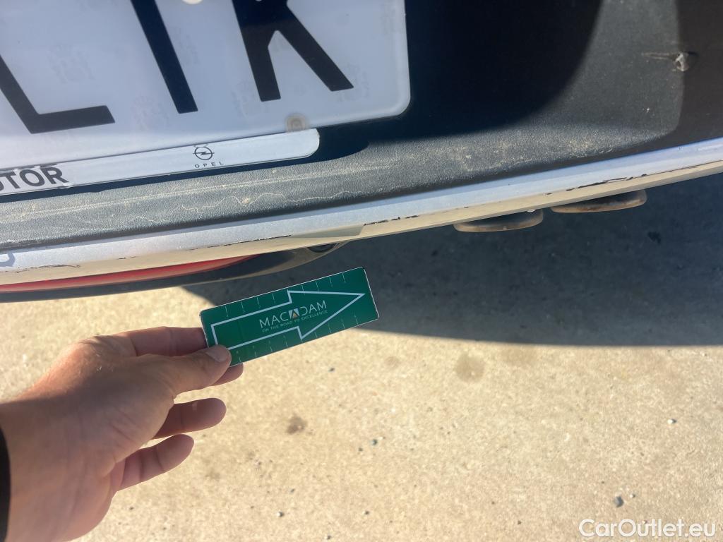  Opel  Mokka OPEL  / 2020 / 5P / todoterreno 1.2 T 96kW (130CV) Business Elegance Aut #32