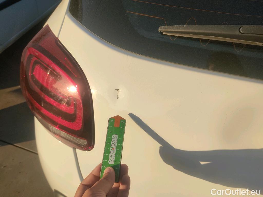  Citroen  C3 CITROEN  / 2016 / 5P / berlina con portón PureTech 60KW (82CV) FEEL (CX) #3