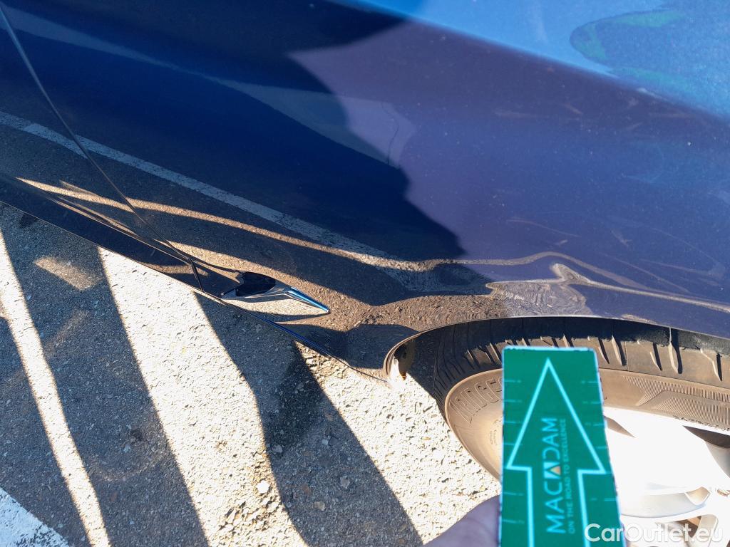  Bmw  Serie 5 BMW  / 2020 / 4P / sedán 530e #6