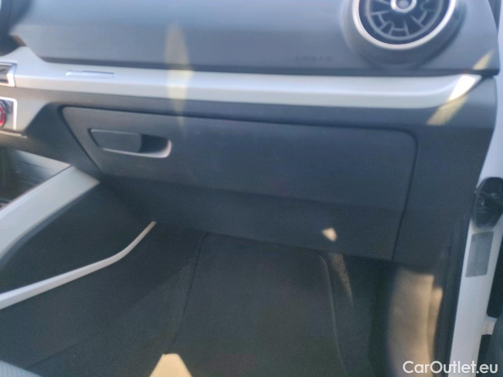  Audi  Q2 AUDI  / 2016 / 5P / todoterreno Design 30 TFSI 85kW (116CV) (AC) #7