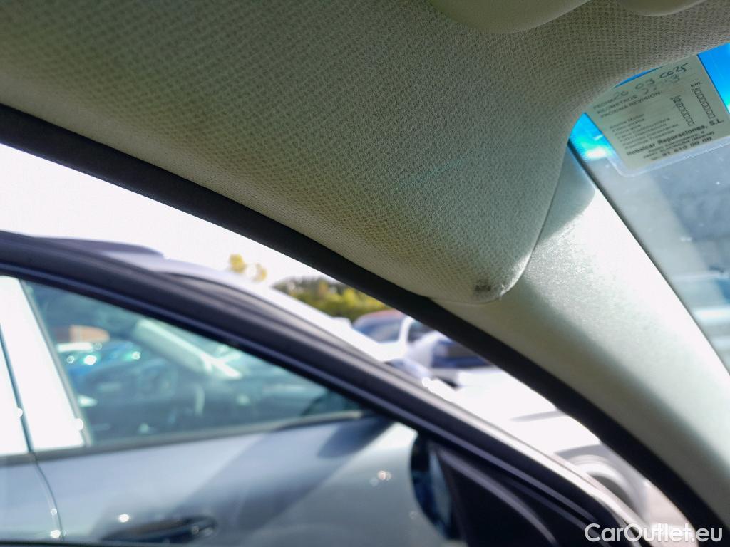  KIA  Niro KIA  1.6 GDi PHEV 104kW (141CV) Drive (AC) #3