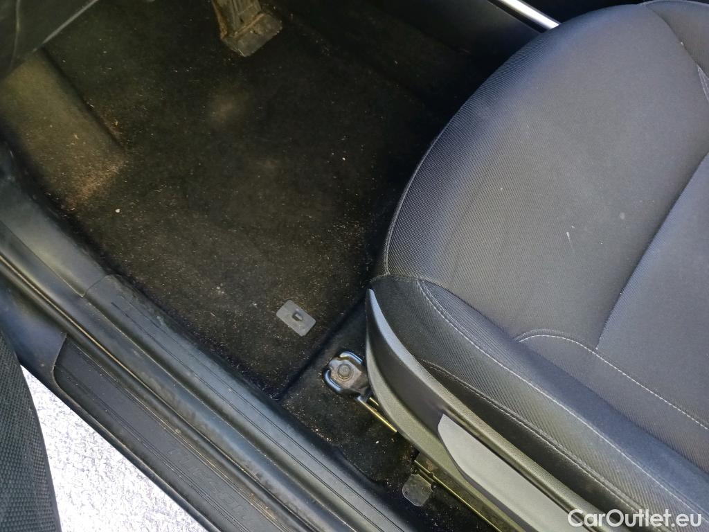  Hyundai  Tucson HYUNDAI  / 2020 / 5P / todoterreno 1.6 TGDI PHEV 195kW Tecno Sky Auto 4x4 #52