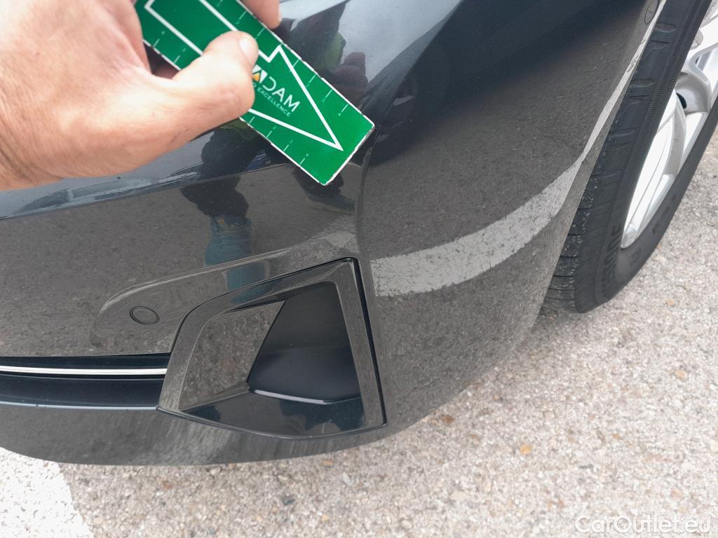  Bmw  Serie 5 BMW  / 2020 / 4P / sedán 520dA #4