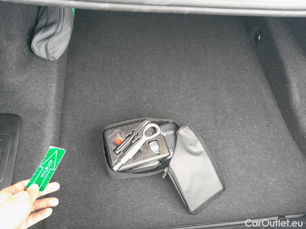  Bmw  Serie 5 BMW  / 2020 / 4P / sedán 520dA #1