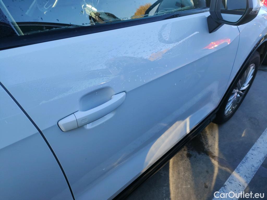  Audi  Q2 AUDI  / 2016 / 5P / todoterreno Design 30 TFSI 85kW (116CV) (AC) #3