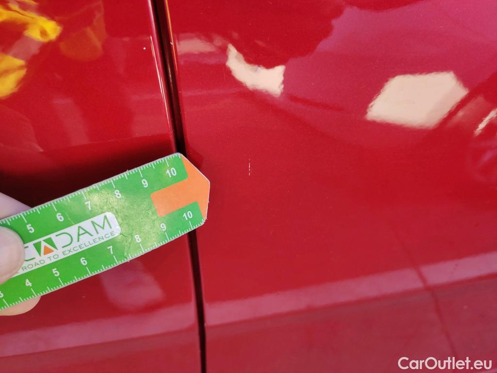  KIA  STONIC KIA  / 2017 / 5P / todoterreno 1.0 T-GDi 74kW (100CV) MHEV iMT Concept #6