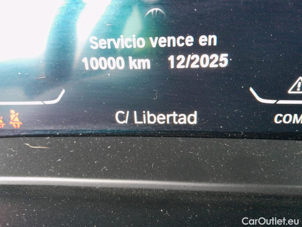  Bmw  Serie 5 BMW  / 2020 / 4P / sedán 520dA #6