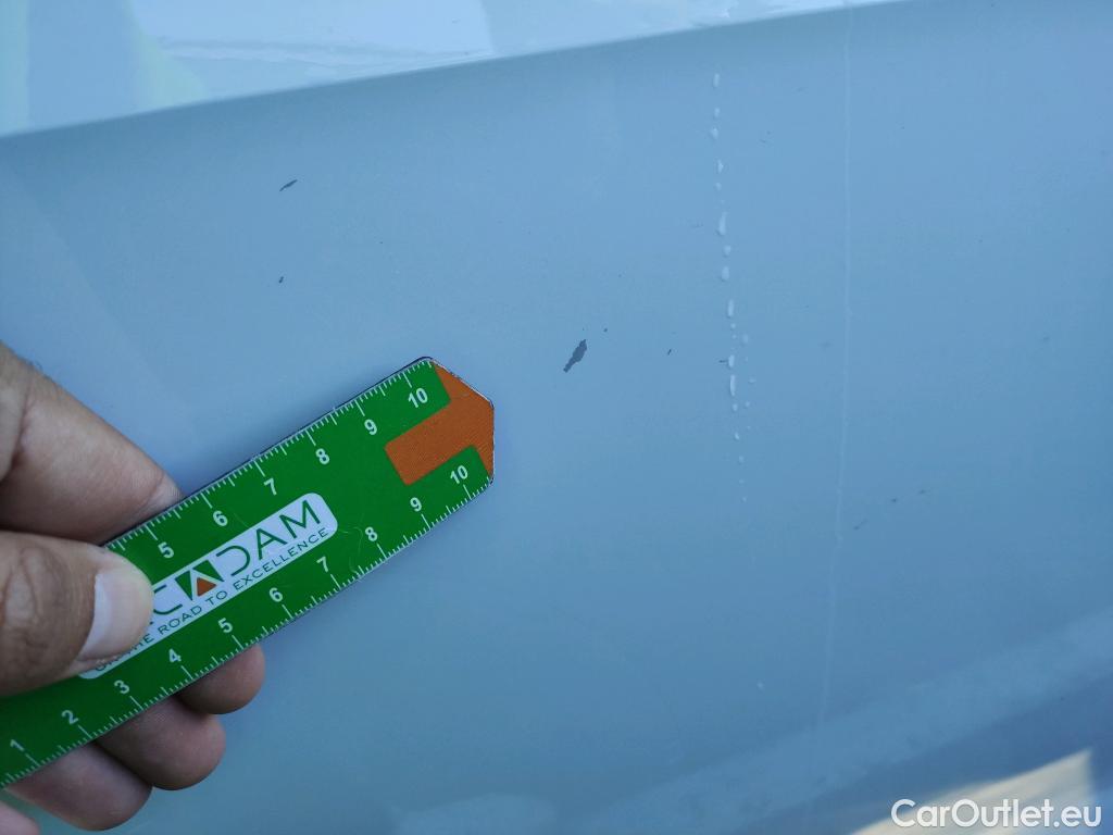  Audi  Q2 AUDI  / 2016 / 5P / todoterreno Design 30 TFSI 85kW (116CV) (AC) #4