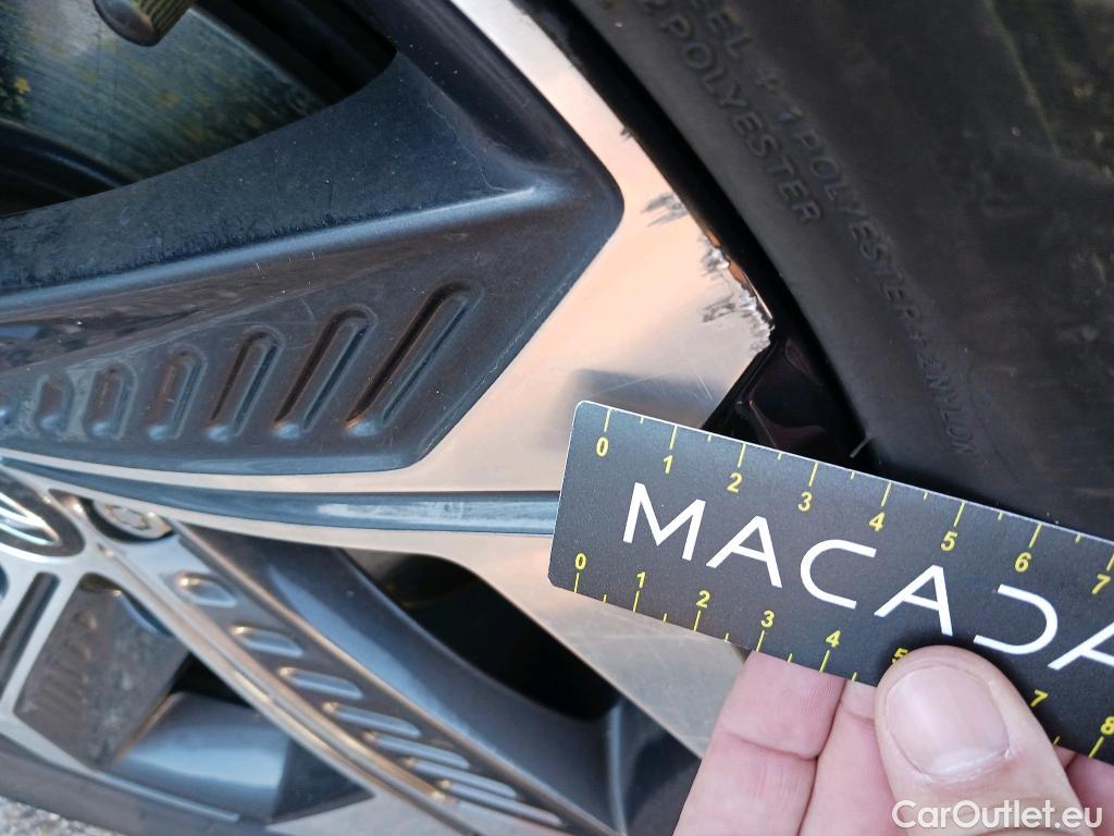  Hyundai  Tucson HYUNDAI  / 2020 / 5P / todoterreno 1.6 TGDI PHEV 195kW Tecno Sky Auto 4x4 #42