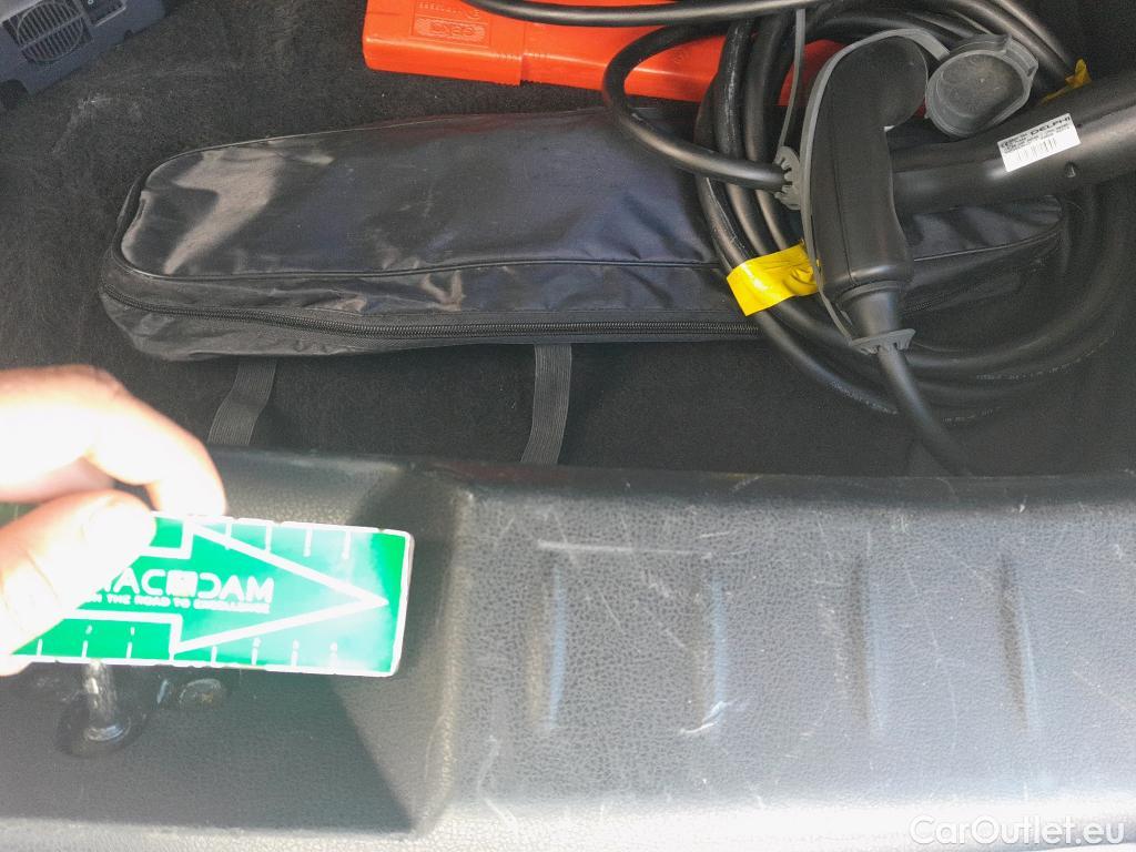  Nissan  Leaf NISSAN  / 2017 / 5P / berlina con portón 62kWh e+ N-Connecta #18