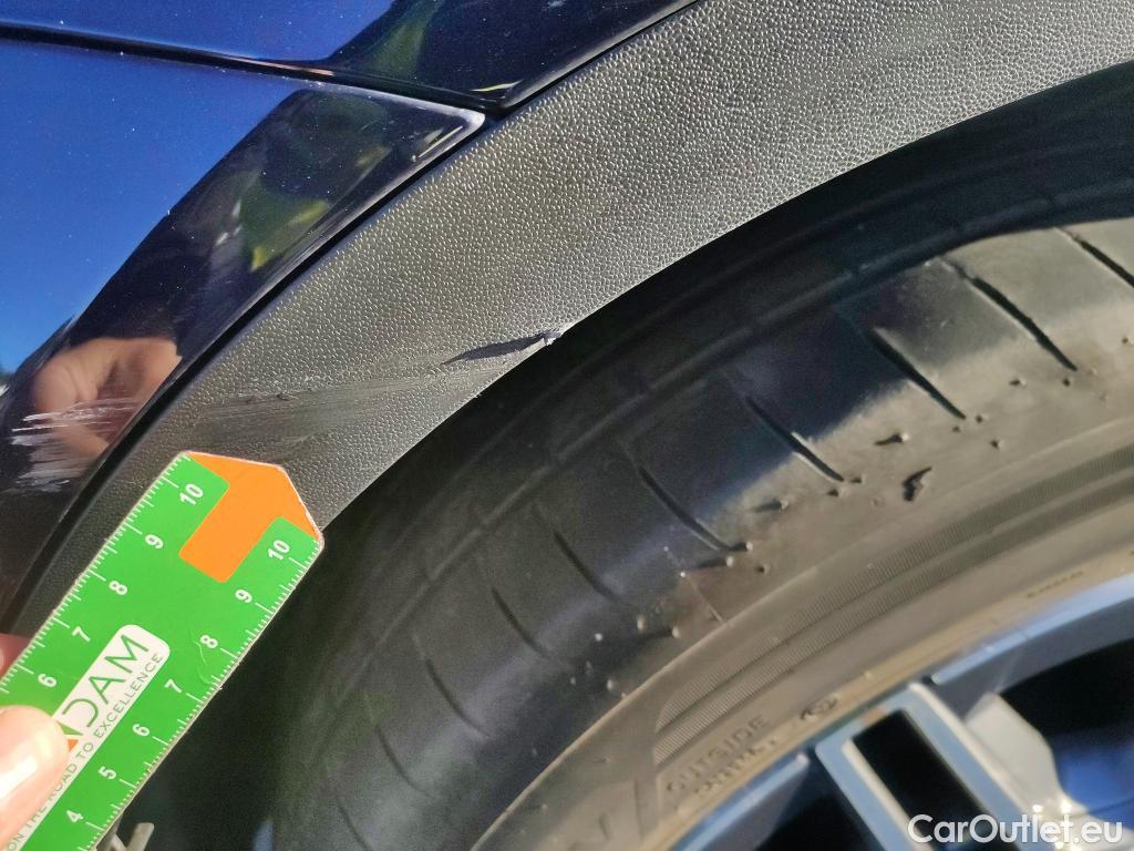  Mercedes  G-Klasee MERCEDES-BENZ GLC Coupé / 2019 / 5P / coupé GLC 300 de 4MATIC #27