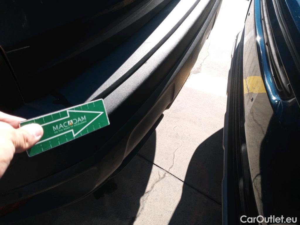  Peugeot  3008 PEUGEOT  / 2020 / 5P / 1.5 BlueHDi 96kW (130CV) S&S Active Pack #26