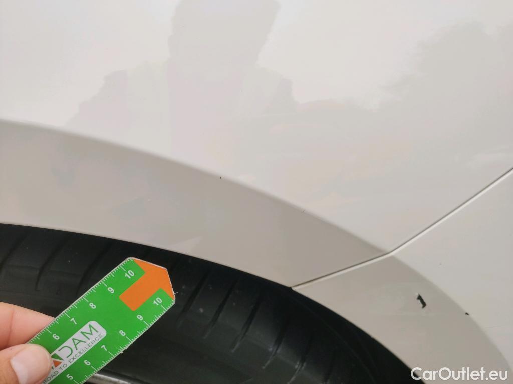  Land Rover  Discovery SEAT Nuevo León / 2020 / 5P / berlina con portón 2.0 TDI 110kW DSG-7 Style Go(SP) #6