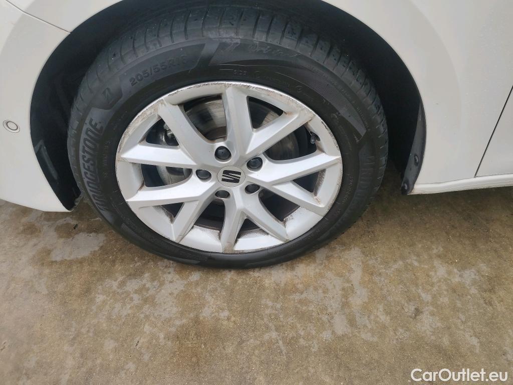  Land Rover  Discovery SEAT Nuevo León / 2020 / 5P / berlina con portón 2.0 TDI 110kW DSG-7 Style Go(SP) #20