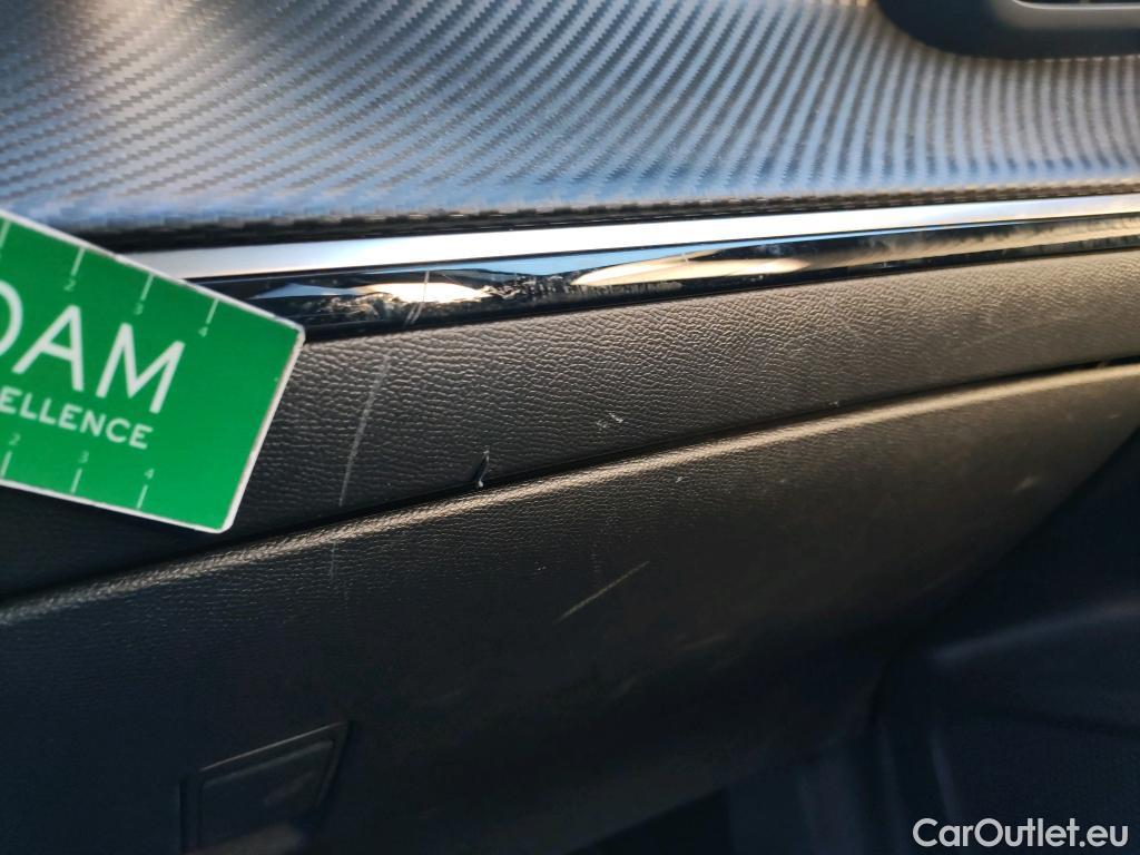  Peugeot  2008 PEUGEOT  / 2019 / 5P / todoterreno Allure BlueHDI 81kW (110CV) #2