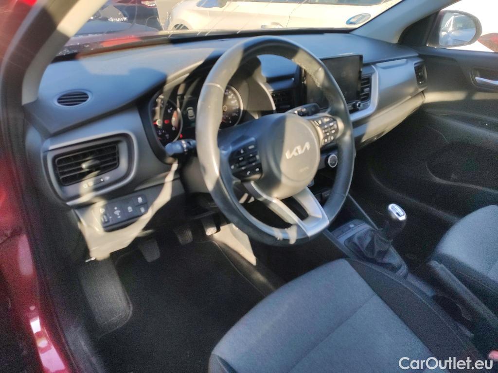  KIA  STONIC KIA  / 2017 / 5P / todoterreno 1.0 T-GDi 74kW (100CV) MHEV iMT Concept #19