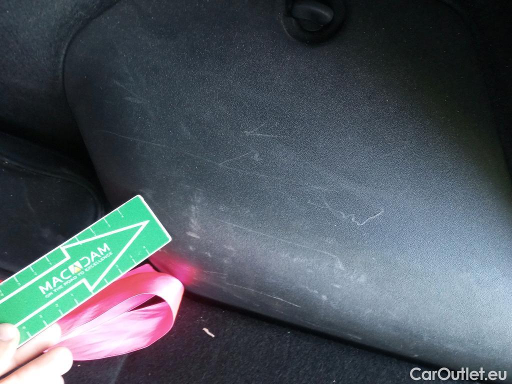  KIA  XCeed KIA  1.6 GDi PHEV 104kW (141CV) eDrive (AC) #12