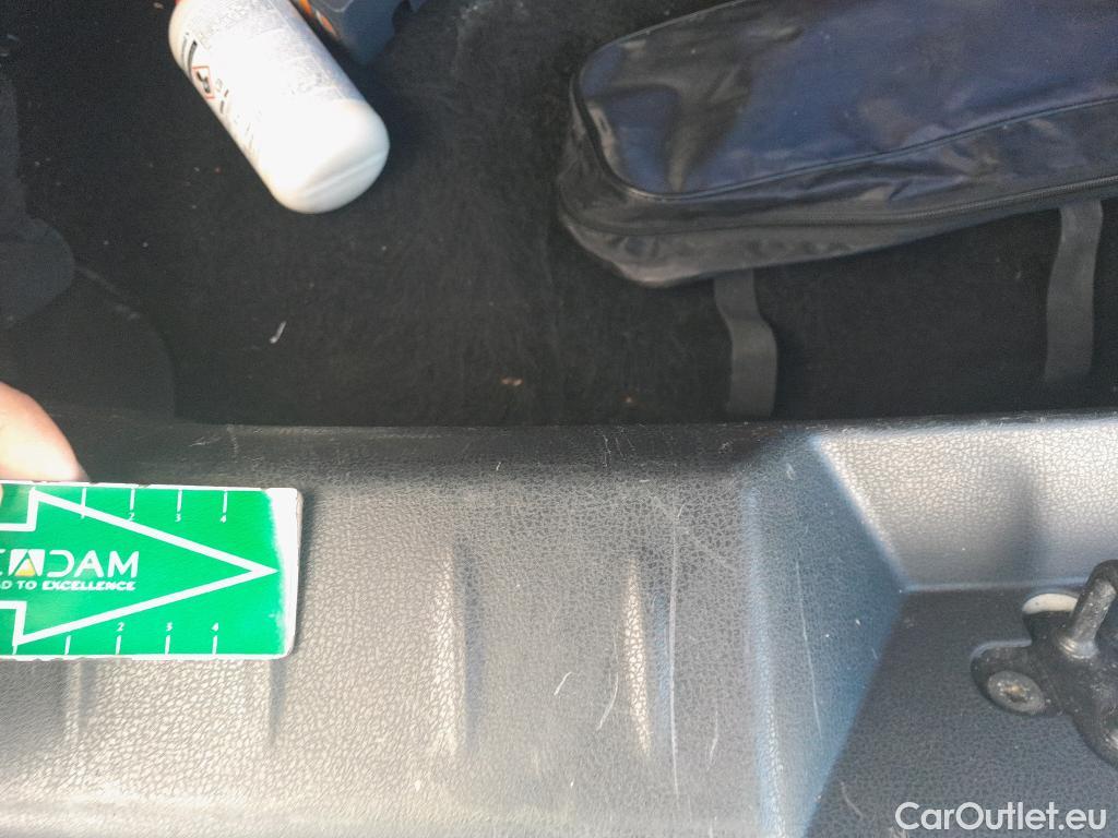  Nissan  Leaf NISSAN  / 2017 / 5P / berlina con portón 62kWh e+ N-Connecta #19