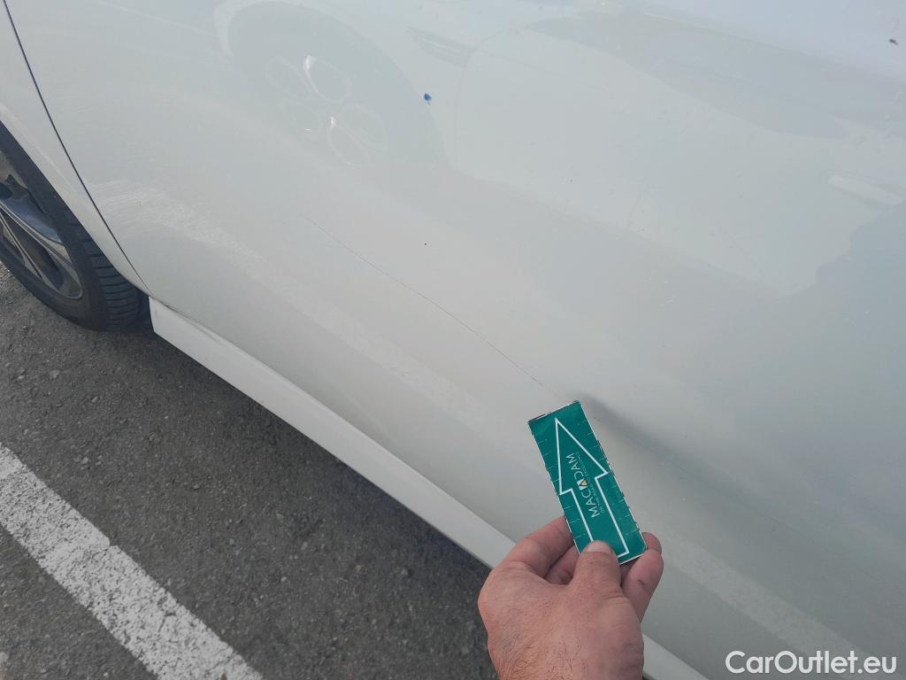  Nissan  Leaf NISSAN  / 2017 / 5P / berlina con portón 62kWh e+ N-Connecta #8