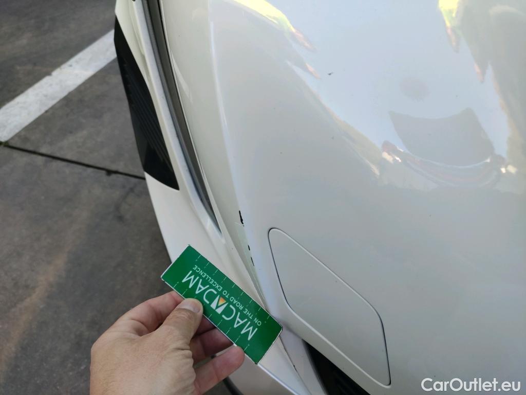  Peugeot  2008 PEUGEOT  / 2019 / 5P / todoterreno Allure BlueHDI 81kW (110CV) #11