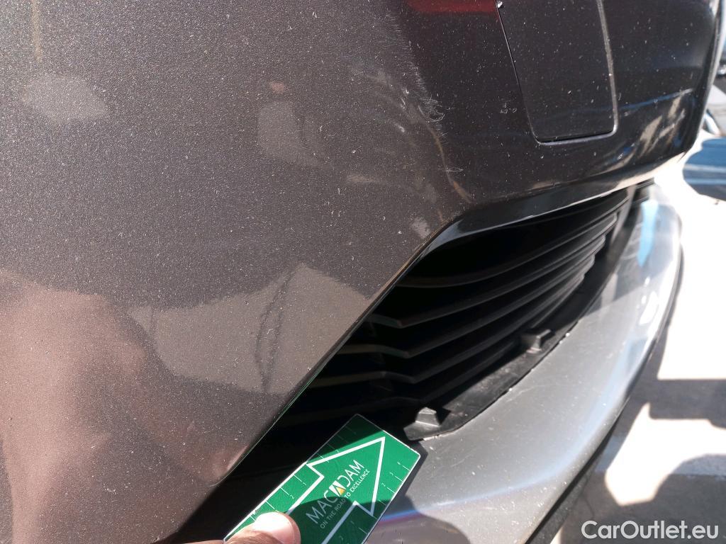  Peugeot  3008 PEUGEOT  / 2020 / 5P / 1.5 BlueHDi 96kW (130CV) S&S Active Pack #18