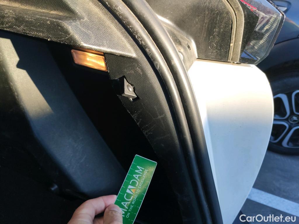  Peugeot  2008 PEUGEOT  / 2019 / 5P / todoterreno Allure BlueHDI 81kW (110CV) #6