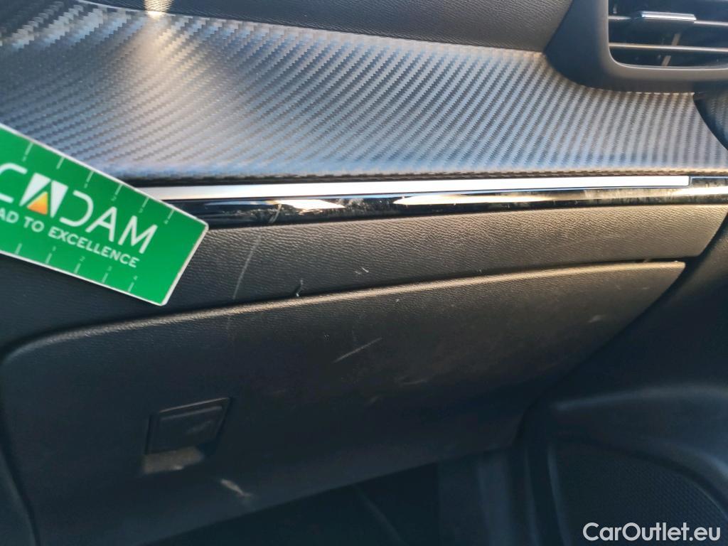  Peugeot  2008 PEUGEOT  / 2019 / 5P / todoterreno Allure BlueHDI 81kW (110CV) #1