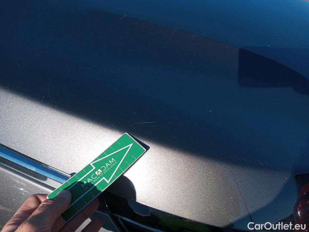  Peugeot  3008 PEUGEOT  / 2020 / 5P / 1.5 BlueHDi 96kW (130CV) S&S Active Pack #24