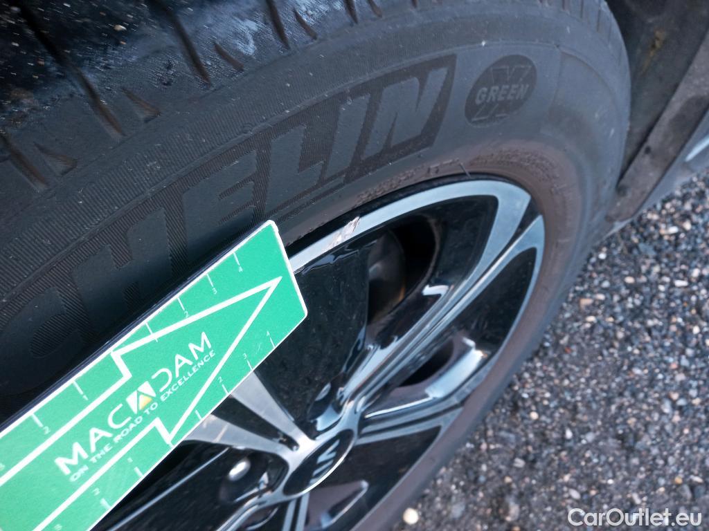  KIA  XCeed KIA  1.6 GDi PHEV 104kW (141CV) eDrive (AC) #23