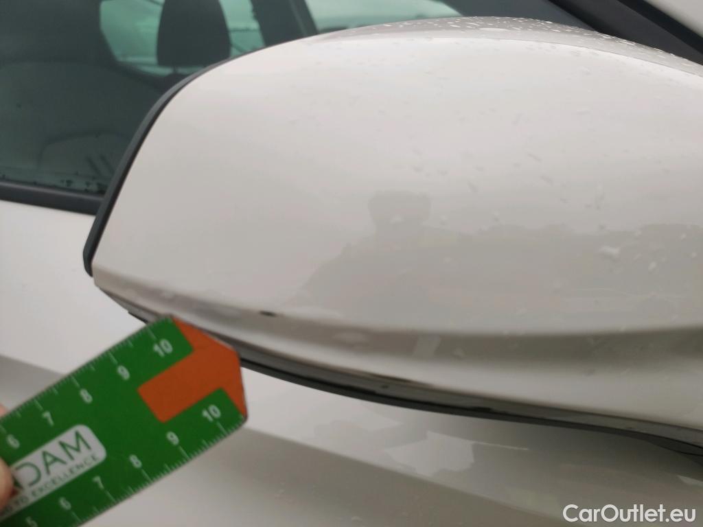  Land Rover  Discovery SEAT Nuevo León / 2020 / 5P / berlina con portón 2.0 TDI 110kW DSG-7 Style Go(SP) #42