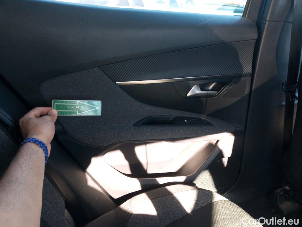  Peugeot  3008 PEUGEOT  / 2020 / 5P / 1.5 BlueHDi 96kW (130CV) S&S Active Pack #14