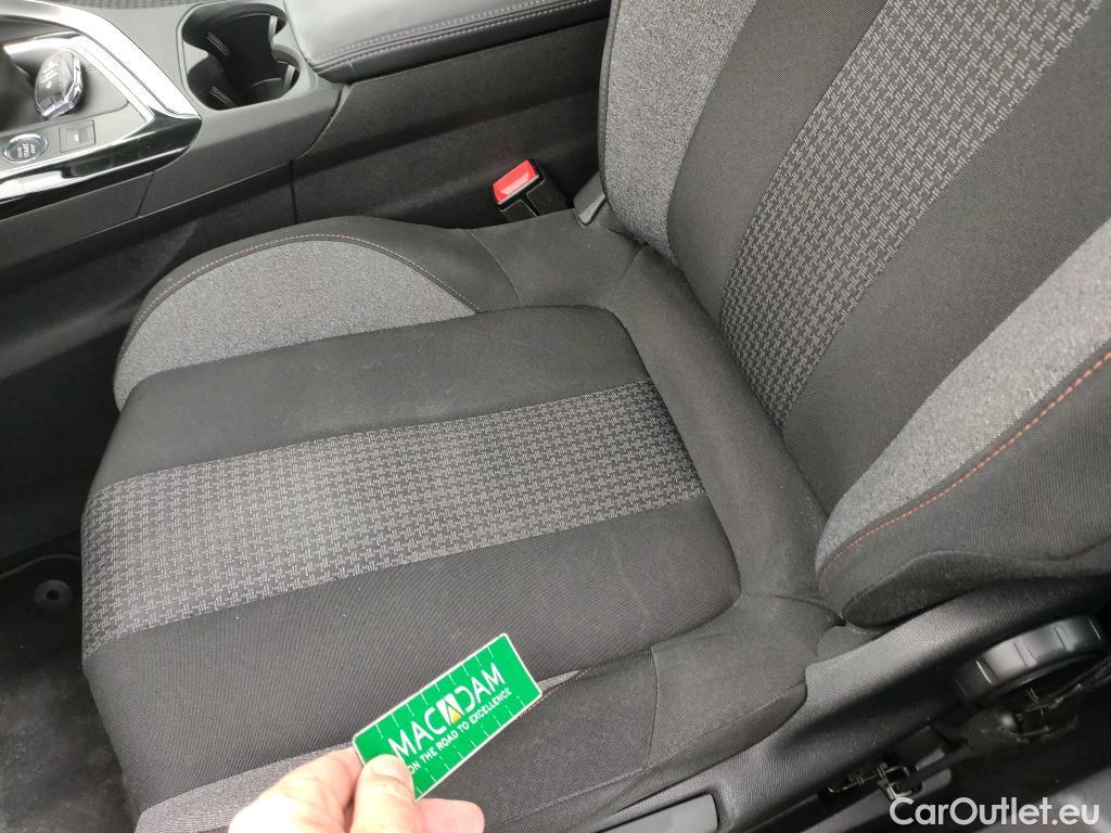  Peugeot  3008 PEUGEOT  / 2020 / 5P / todoterreno 1.5 BlueHDi 96kW (130CV) S&S Active Pack (AC3) #24