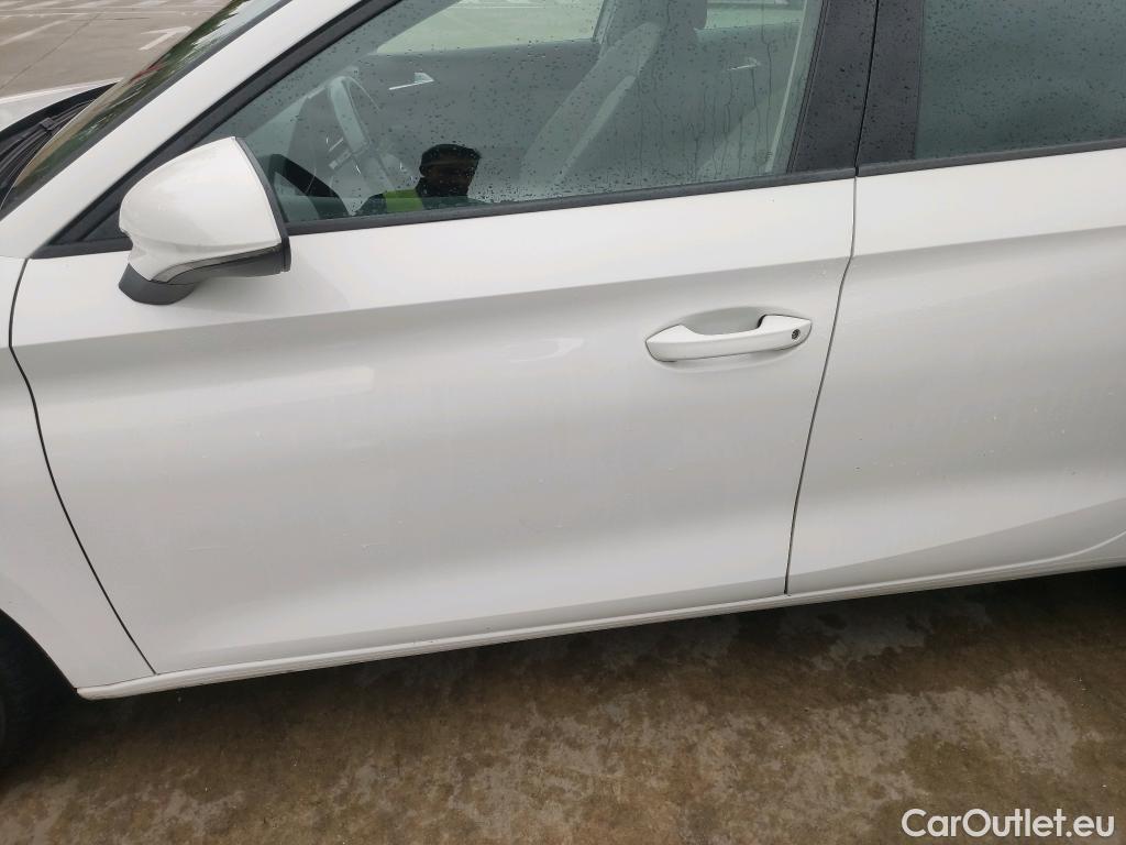  Land Rover  Discovery SEAT Nuevo León / 2020 / 5P / berlina con portón 2.0 TDI 110kW DSG-7 Style Go(SP) #7