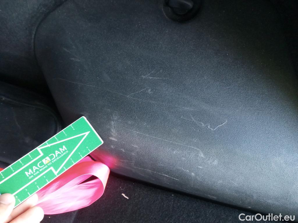  KIA  XCeed KIA  1.6 GDi PHEV 104kW (141CV) eDrive (AC) #11