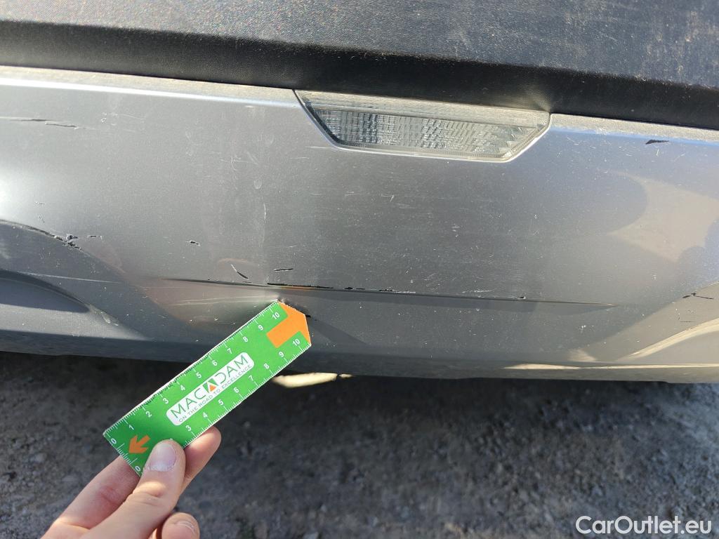  KIA  Sportage KIA  / 2022 / 5P / todoterreno 1.6 T-GDi HEV 171kW (230CV) Drive 4X2 #33