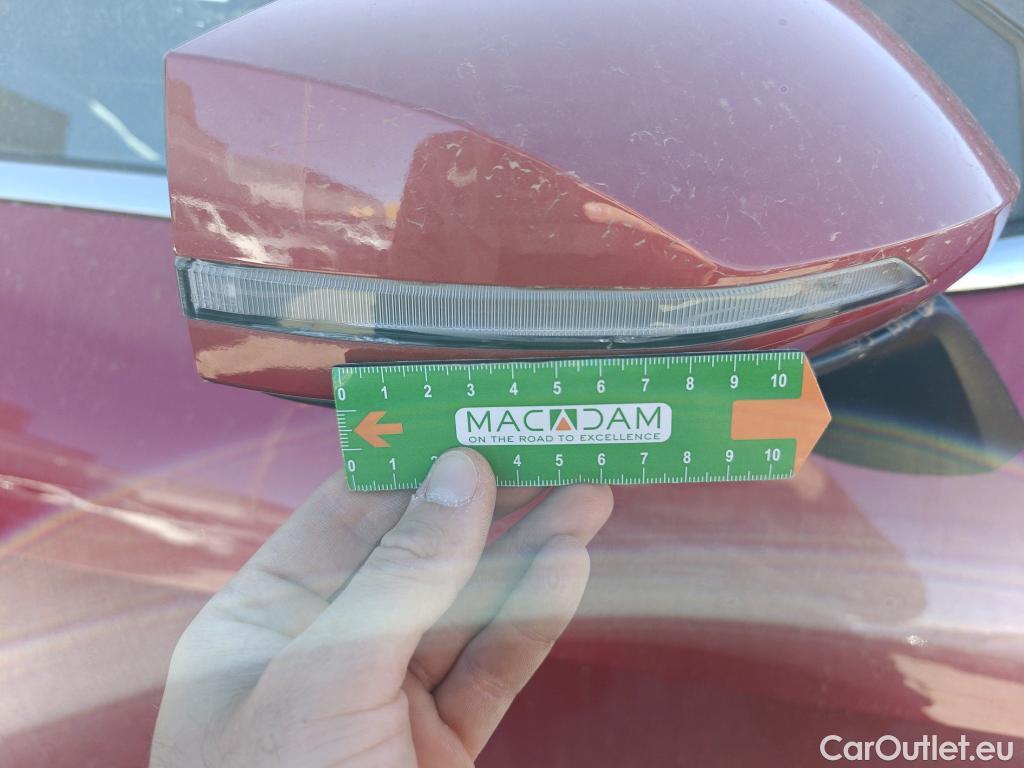  KIA  Sportage KIA  / 2022 / 5P / todoterreno 1.6 T-GDi HEV 171kW (230CV) Drive 4X2 #2