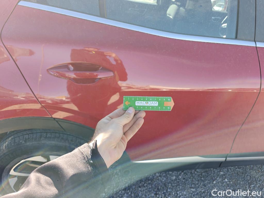  KIA  Sportage KIA  / 2022 / 5P / todoterreno 1.6 T-GDi HEV 171kW (230CV) Drive 4X2 #13