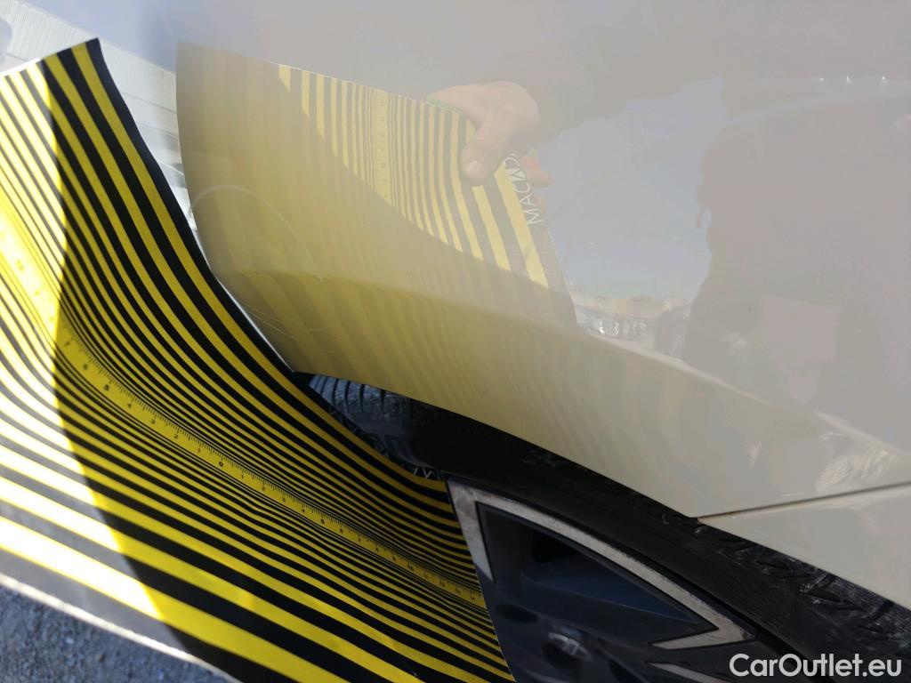  Nissan  Micra NISSAN  / 2017 / 5P / berlina con portón IG-T 68 kW (92 CV) E6D-F Acenta #36