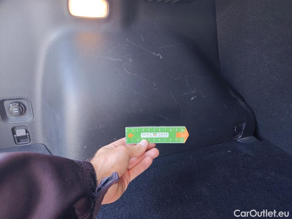  KIA  Sportage KIA  / 2022 / 5P / todoterreno 1.6 T-GDi HEV 171kW (230CV) Drive 4X2 #37