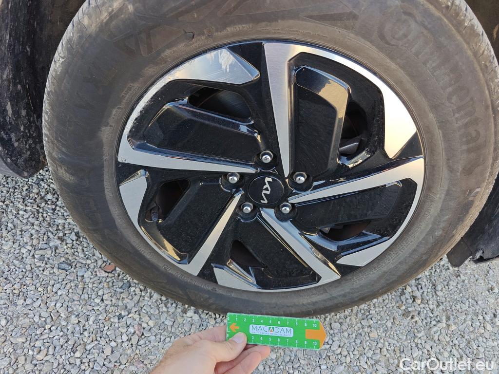  KIA  Sportage KIA  / 2022 / 5P / todoterreno 1.6 T-GDi HEV 171kW (230CV) Drive 4X2 #4