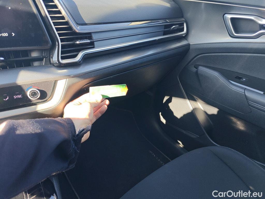  KIA  Sportage KIA  / 2022 / 5P / todoterreno 1.6 T-GDi HEV 171kW (230CV) Drive 4X2 #40