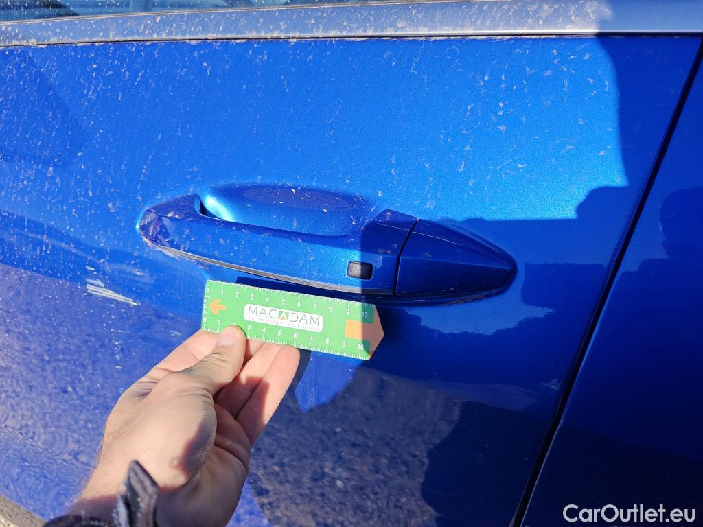  KIA  Sportage KIA  / 2022 / 5P / todoterreno 1.6 T-GDi HEV 171kW (230CV) GT-line 4X2 #33