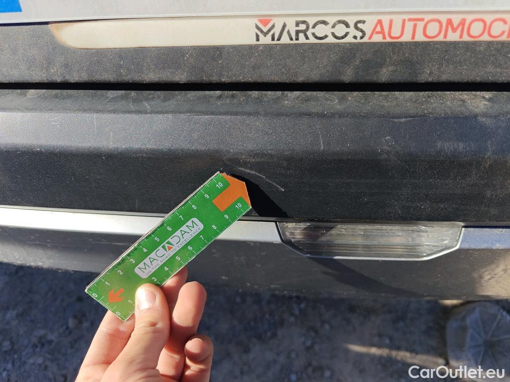  KIA  Sportage KIA  / 2022 / 5P / todoterreno 1.6 T-GDi HEV 171kW (230CV) Drive 4X2 #63