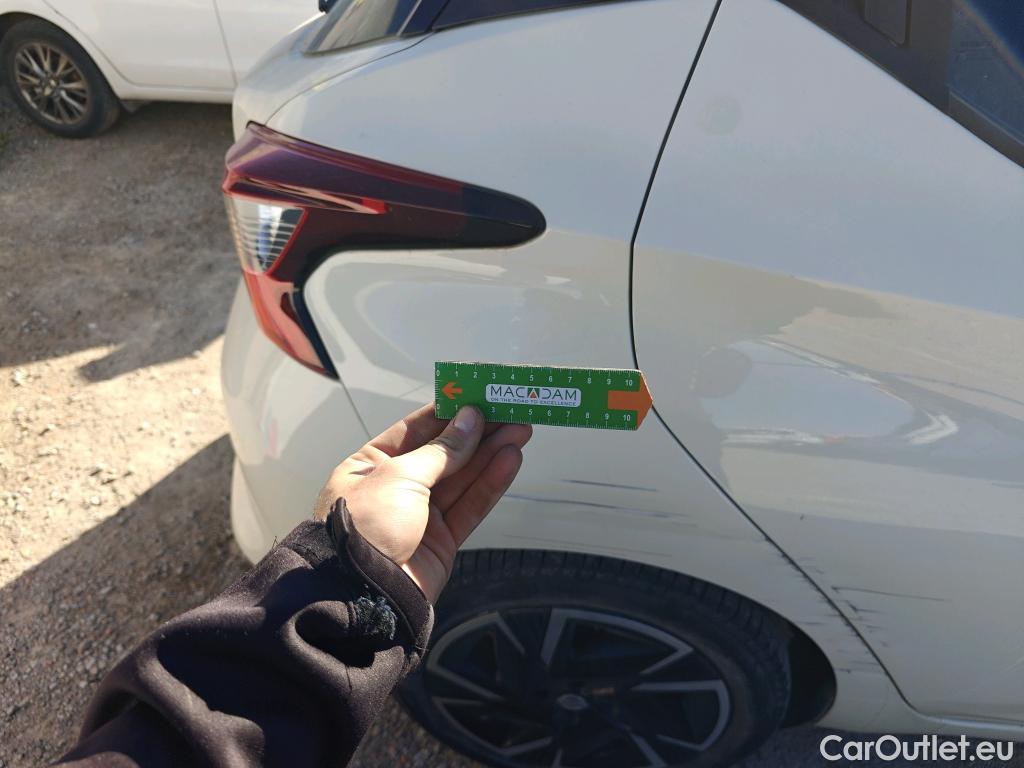  Nissan  Micra NISSAN  / 2017 / 5P / berlina con portón IG-T 68 kW (92 CV) E6D-F Acenta #1