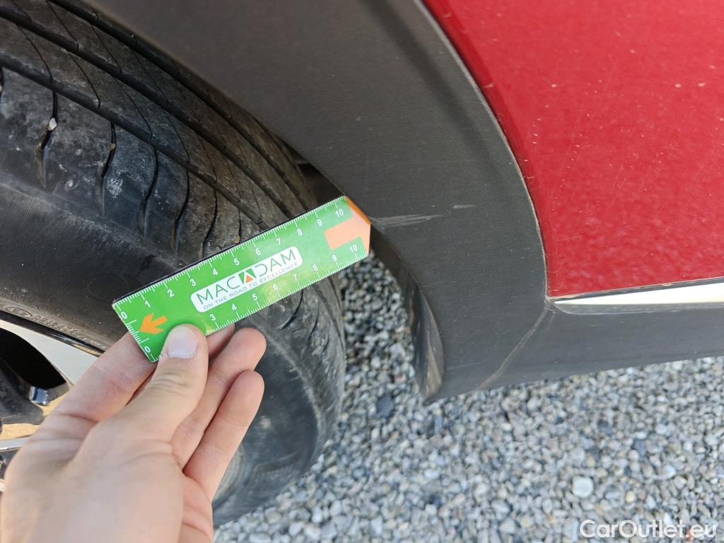  KIA  Sportage KIA  / 2022 / 5P / todoterreno 1.6 T-GDi HEV 171kW (230CV) Drive 4X2 #66