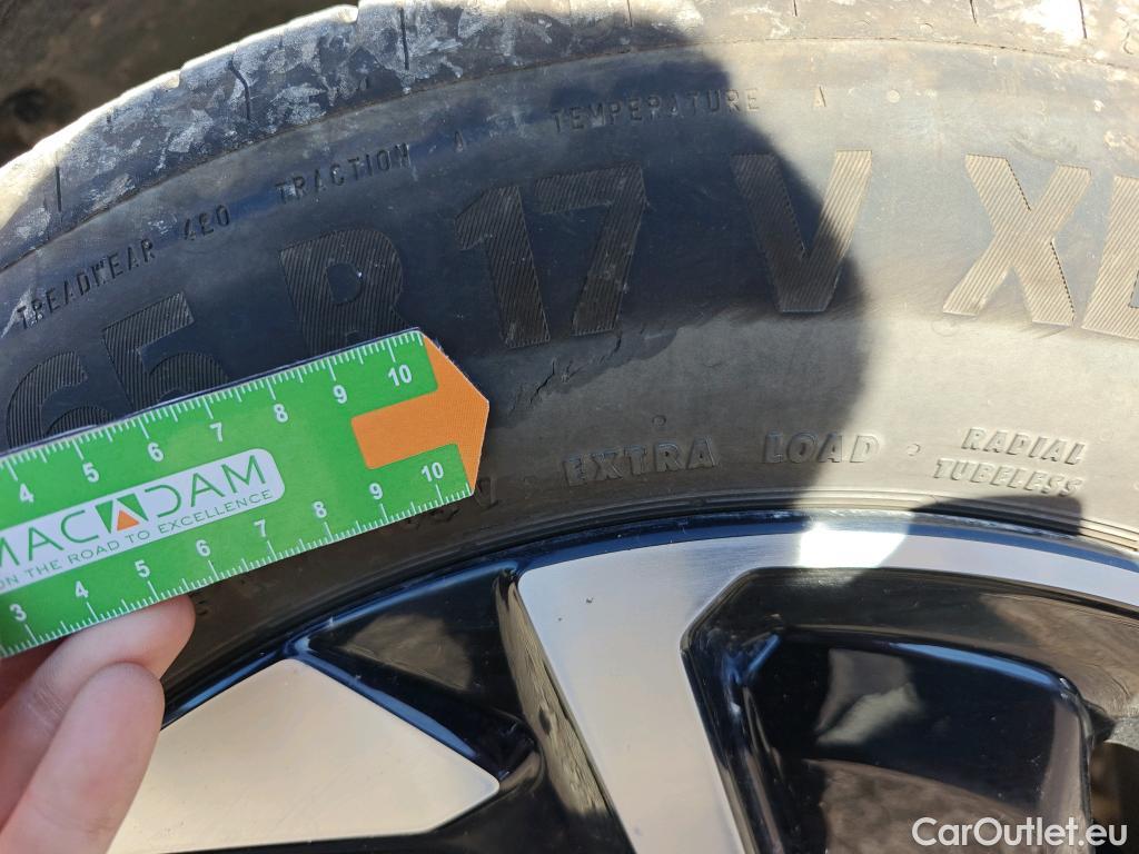  KIA  Sportage KIA  / 2022 / 5P / todoterreno 1.6 T-GDi HEV 171kW (230CV) Drive 4X2 #21